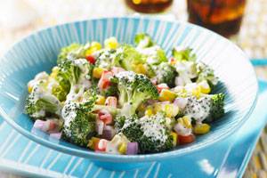 Entrée: salade de brocoli