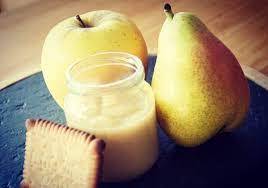 compote de petits fruits avec biscuits